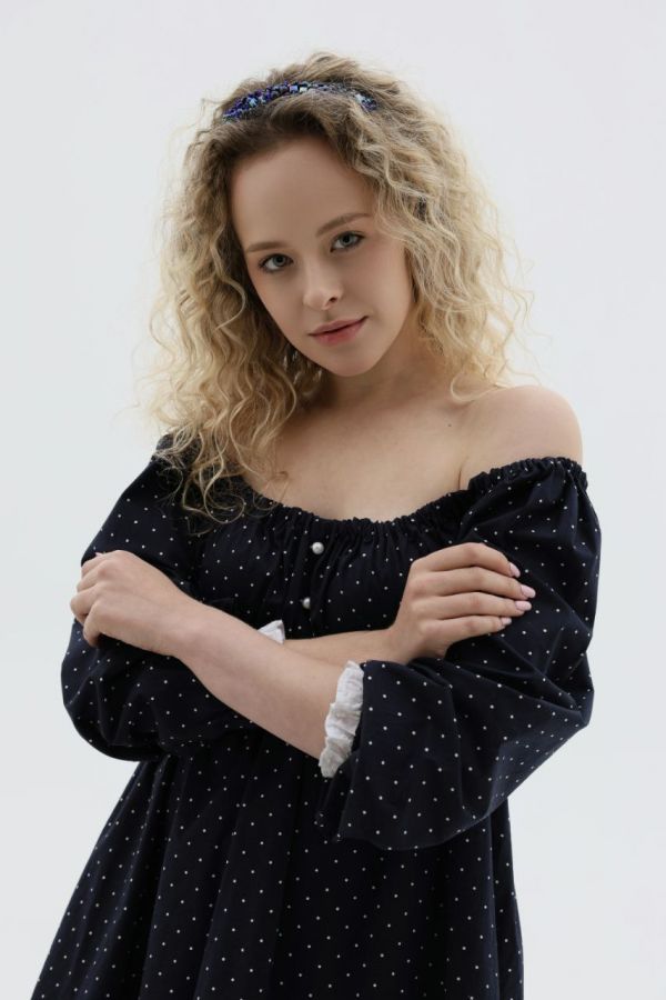 Платье Babydoll в горошек с кружевом