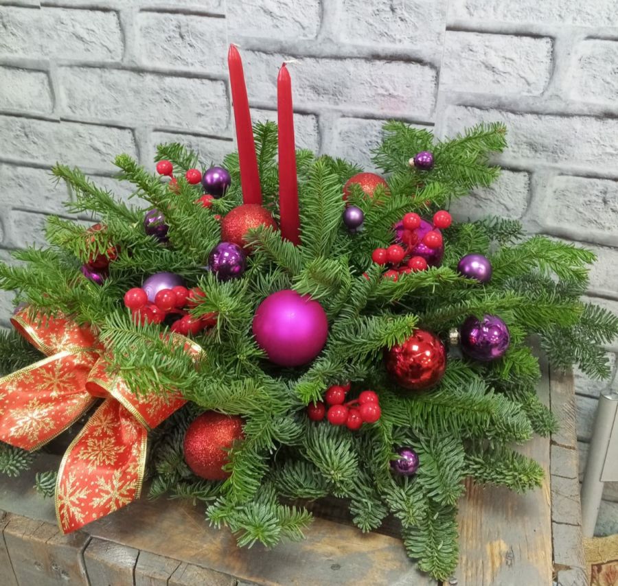 Настольная композиция из нобилиса и пихты