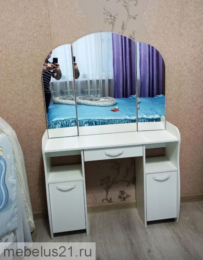 Стол туалетный София Т2 Белый ясень