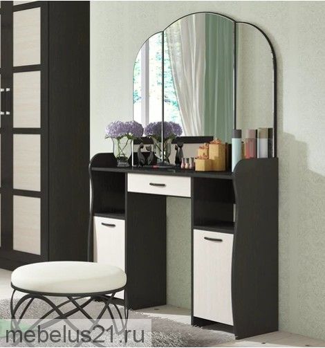 Стол туалетный София Т2 Венге