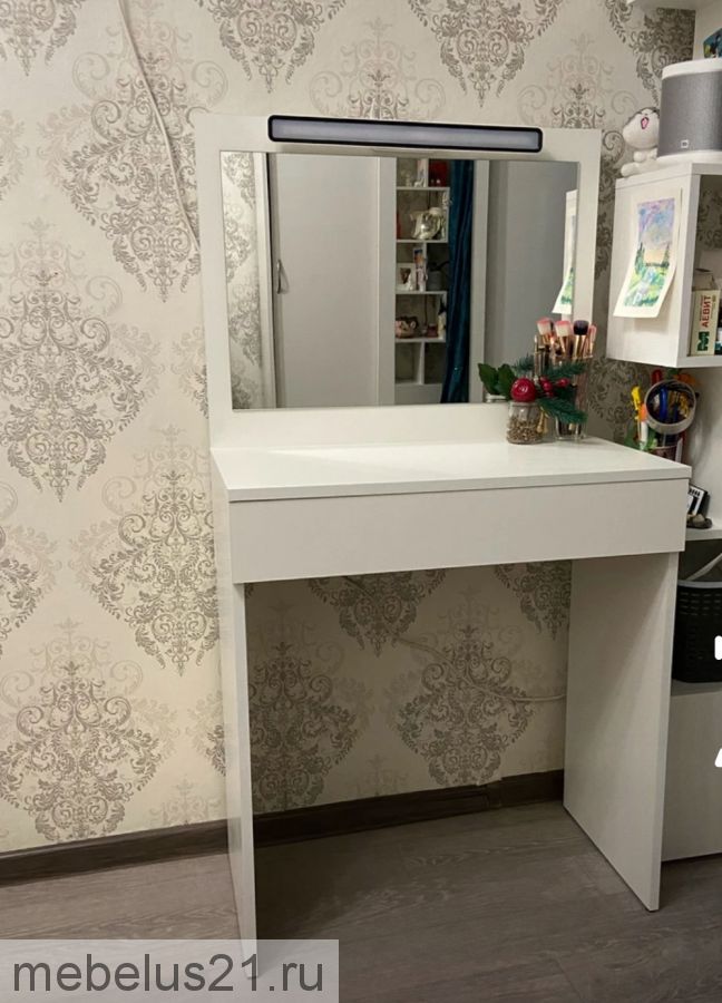 Стол туалетный Никки тип 1