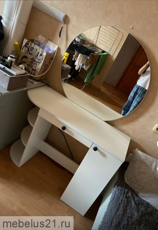 Стол туалетный Соло тип 1