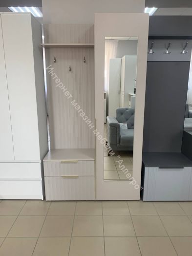 Прихожая с пеналом "Тефия" (правое исполнение)