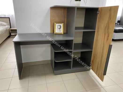 Стол письменный с пеналом "Стил" (правое исполнение)