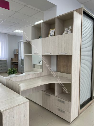 Стол компьютерный "Умка" (правое исполнение) Пикар