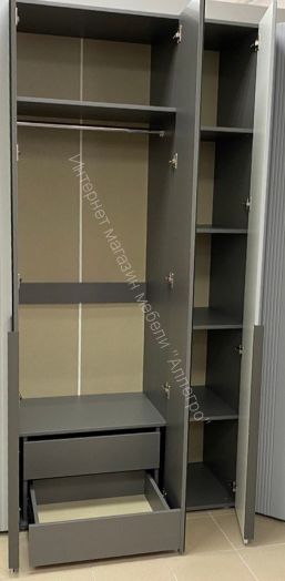 Шкаф 3-ств. с зеркалом "Вита"