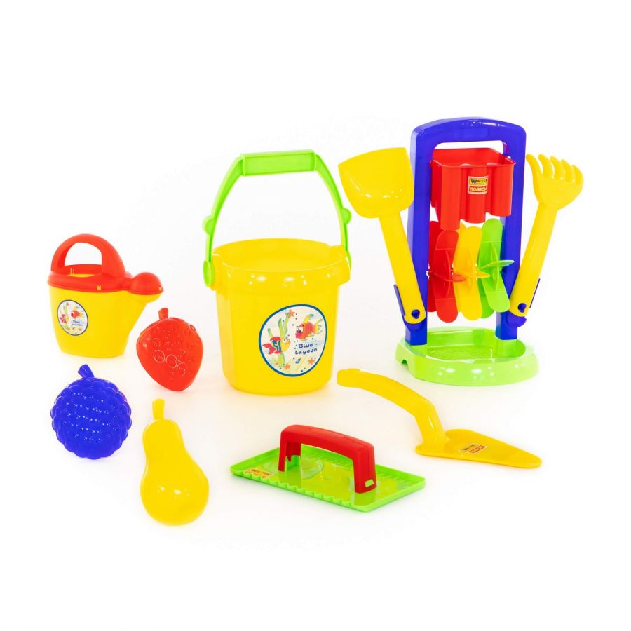 Набор №457: песочная мельница №4, ведро №9, лопатка №31, грабельки №31, формочки "Фрукты" 3 шт, лейка №10, набор каменщика №5